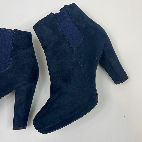 Bella Marie Blue Suede Booties Size 9 - Picture 4 of 10